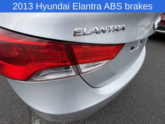 Thumbnail: 2013 Hyundai Elantra - 17