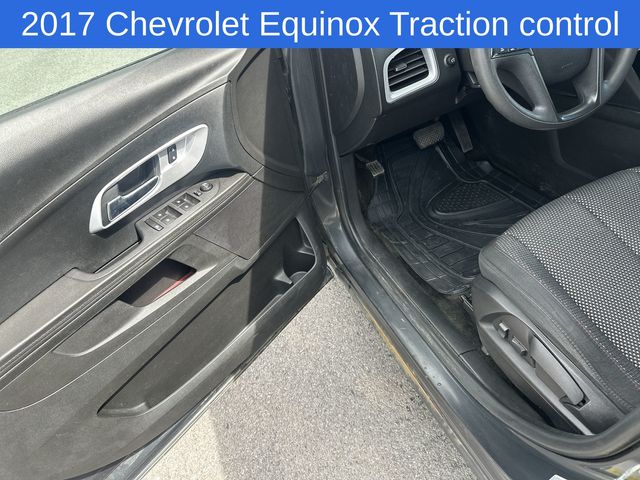 Thumbnail: 2017 Chevrolet Equinox - 12