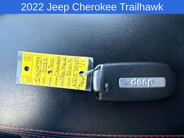 Thumbnail: 2022 Jeep Cherokee - 22