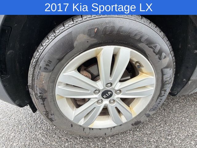 Thumbnail: 2017 Kia Sportage - 21
