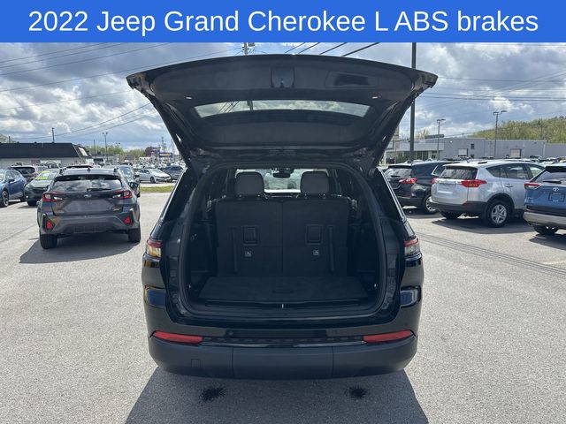 Thumbnail: 2022 Jeep Grand Cherokee L - 18