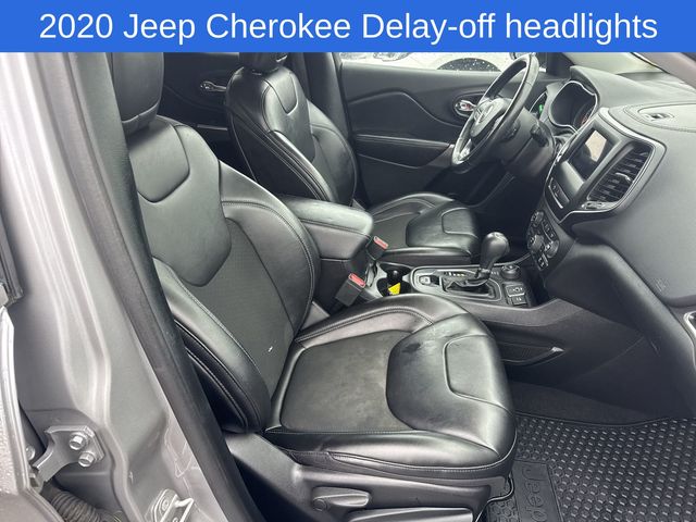 Thumbnail: 2020 Jeep Cherokee - 23