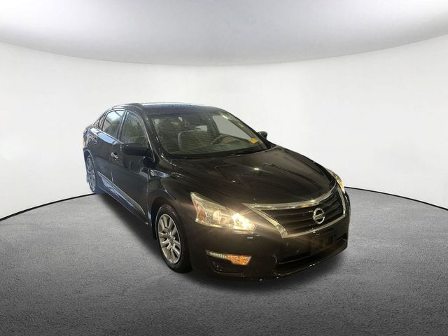 Thumbnail: 2015 Nissan Altima - 12