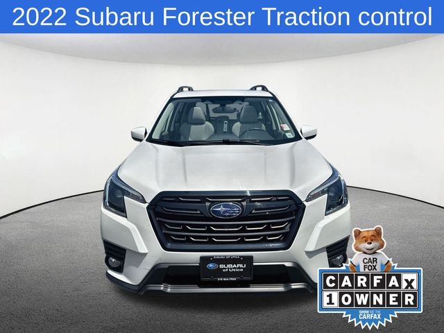 2022 Subaru Forester Premium 16