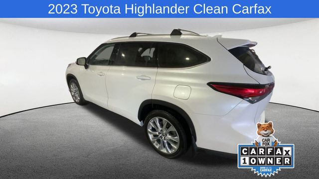 Thumbnail: 2023 Toyota Highlander - 6
