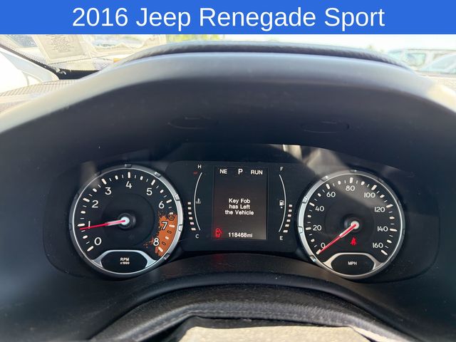 Thumbnail: 2016 Jeep Renegade - 19