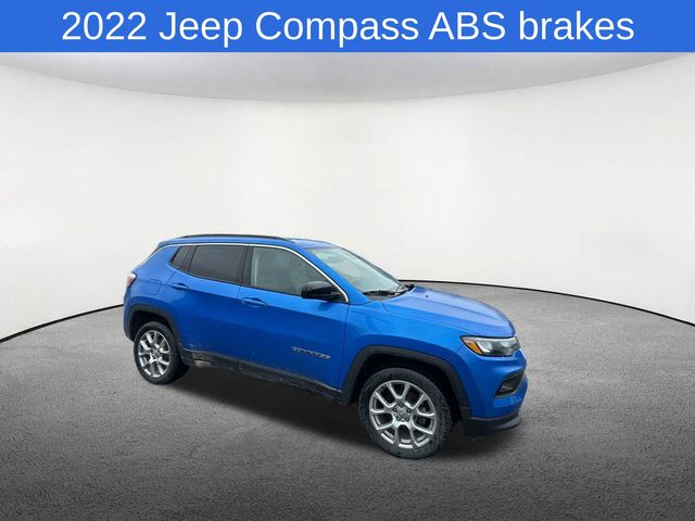 Thumbnail: 2022 Jeep Compass - 18