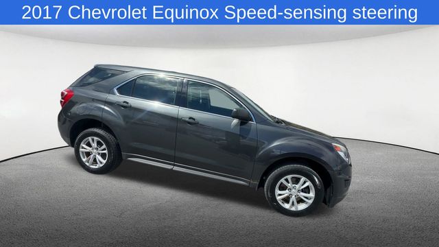 Thumbnail: 2017 Chevrolet Equinox - 10