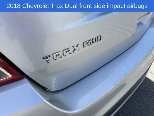 Thumbnail: 2018 Chevrolet Trax - 17