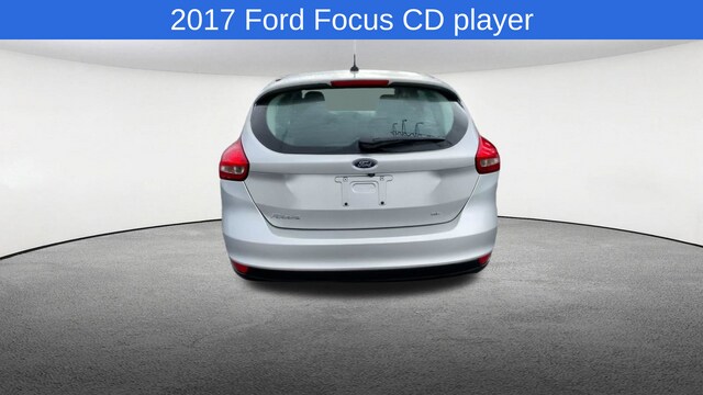 2017 Ford Focus SE 7