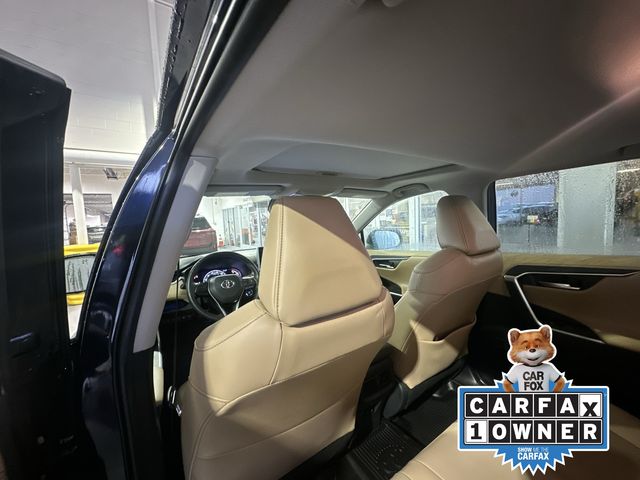 Thumbnail: 2019 Toyota RAV4 - 20