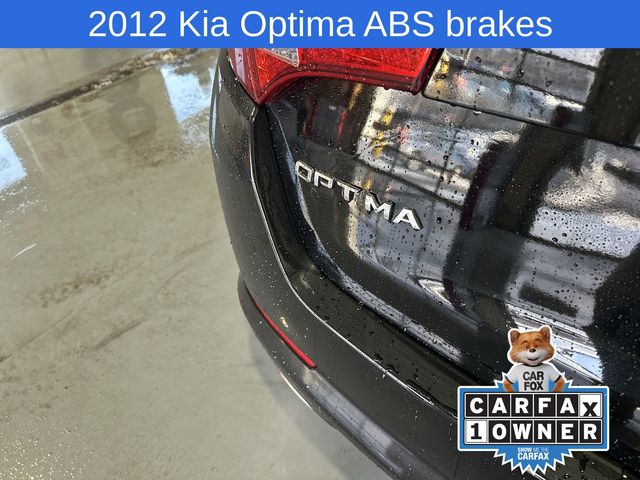 Thumbnail: 2012 Kia Optima - 17