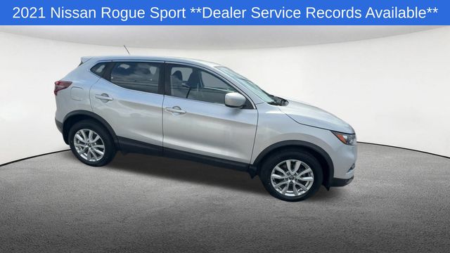Thumbnail: 2021 Nissan Rogue Sport - 2