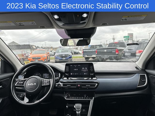 Thumbnail: 2023 Kia Seltos - 20