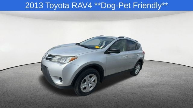 Thumbnail: 2013 Toyota RAV4 - 4