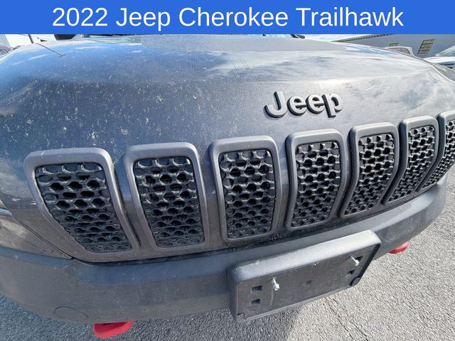 Thumbnail: 2022 Jeep Cherokee - 15