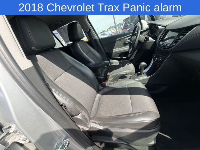 Thumbnail: 2018 Chevrolet Trax - 24