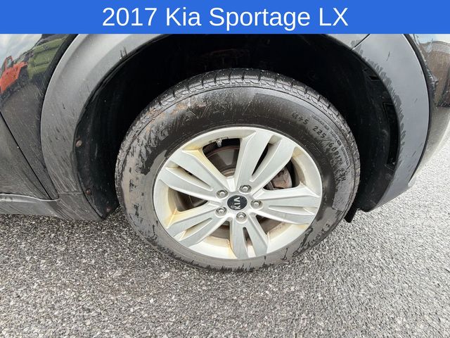 Thumbnail: 2017 Kia Sportage - 18