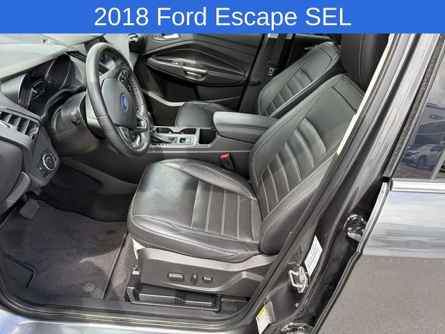 Thumbnail: 2018 Ford Escape - 21