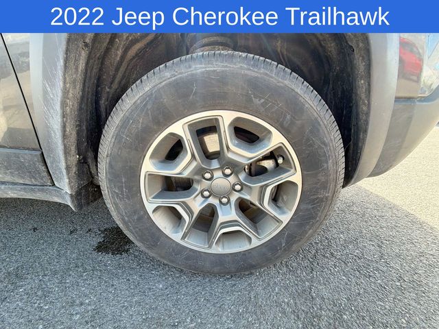 Thumbnail: 2022 Jeep Cherokee - 14