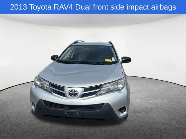 Thumbnail: 2013 Toyota RAV4 - 14