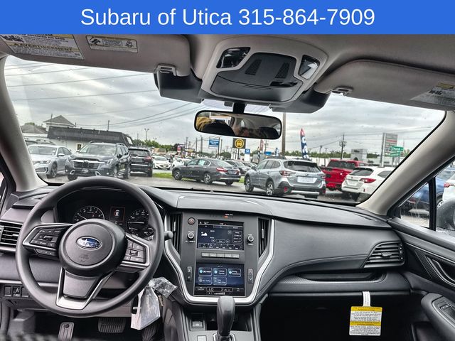 2025 Subaru Outback 2.5i 18