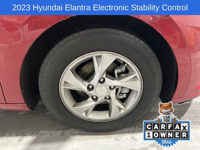Thumbnail: 2023 Hyundai Elantra - 18