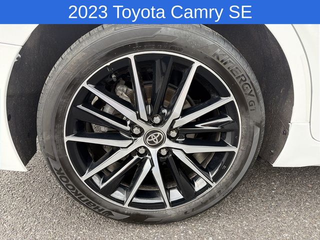 Thumbnail: 2023 Toyota Camry - 18