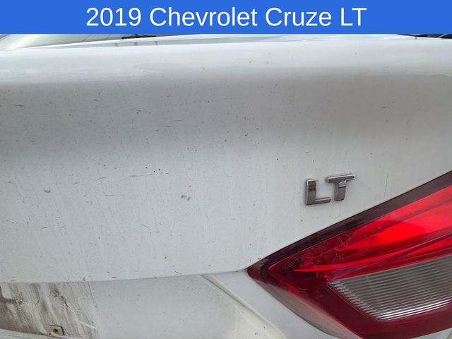 Thumbnail: 2019 Chevrolet Cruze - 14