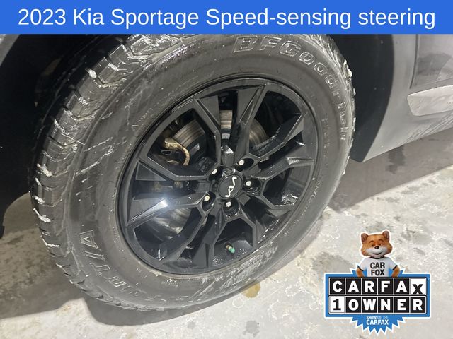 Thumbnail: 2023 Kia Sportage - 18