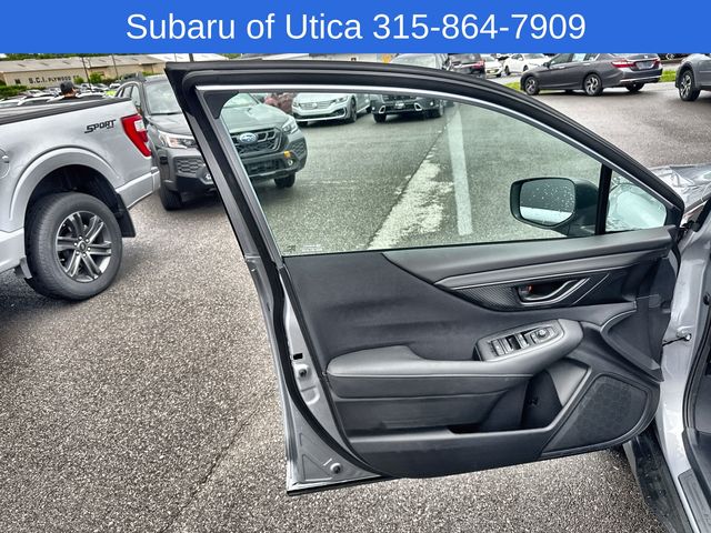 2025 Subaru Outback 2.5i 10