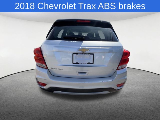 Thumbnail: 2018 Chevrolet Trax - 15