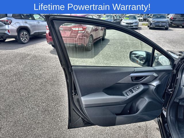 Thumbnail: 2025 Subaru Impreza - 10