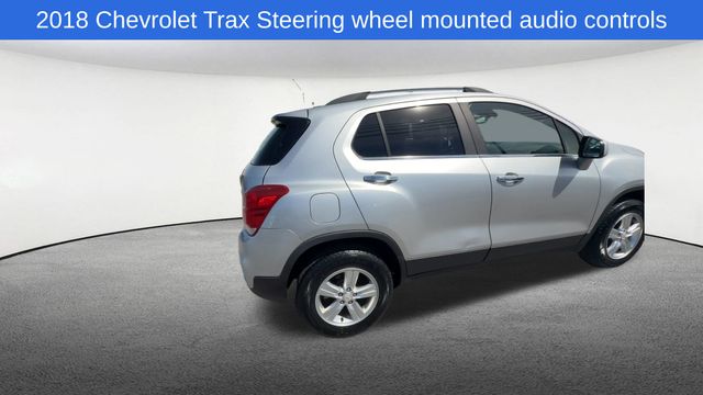 Thumbnail: 2018 Chevrolet Trax - 9