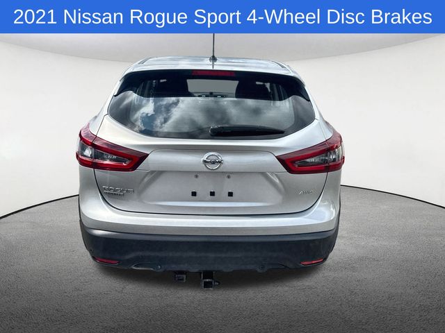 Thumbnail: 2021 Nissan Rogue Sport - 15