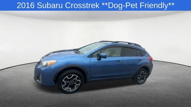 Thumbnail: 2016 Subaru Crosstrek - 4