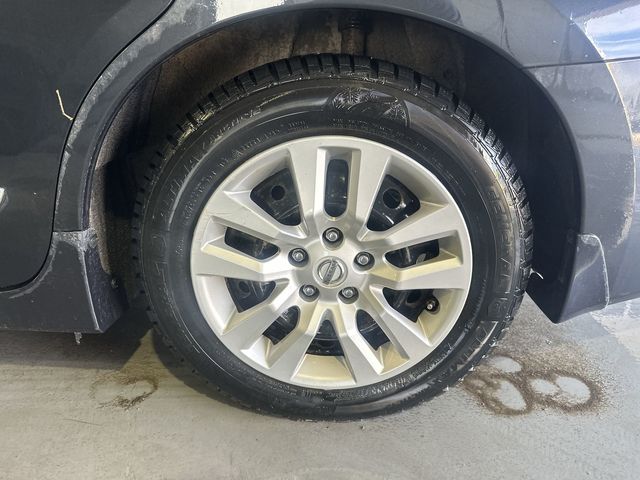 Thumbnail: 2015 Nissan Altima - 22