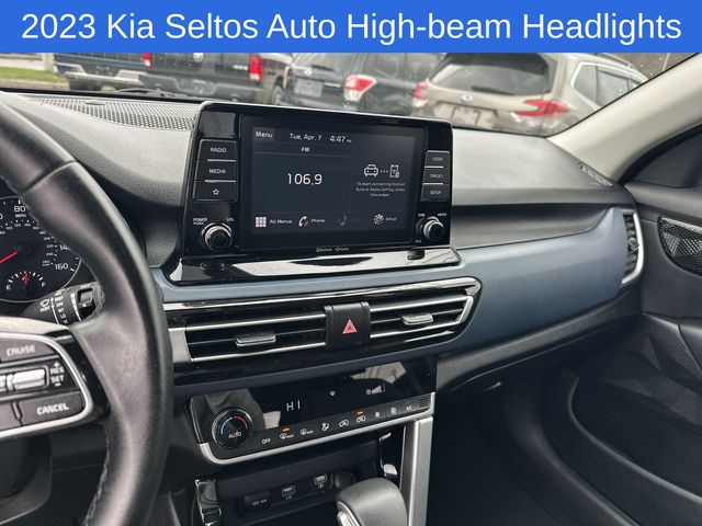 Thumbnail: 2023 Kia Seltos - 26