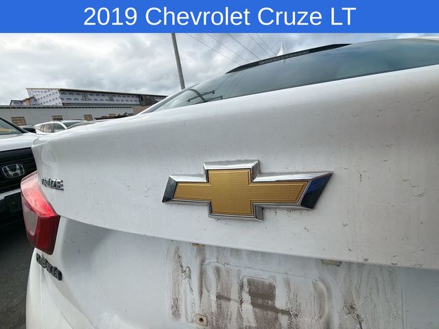 Thumbnail: 2019 Chevrolet Cruze - 15