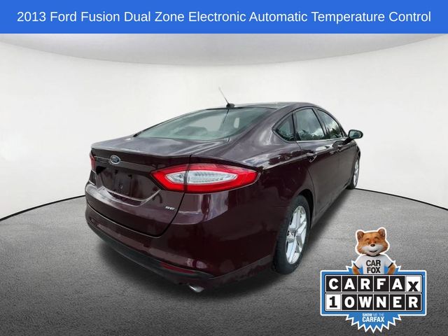 2013 Ford Fusion SE 9