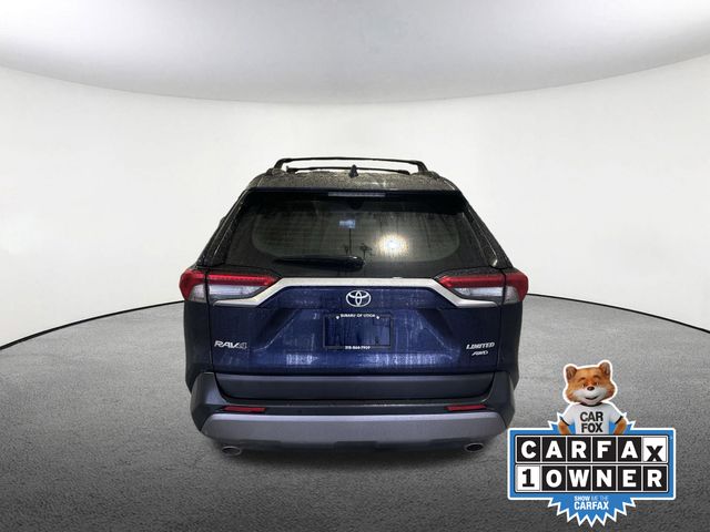 Thumbnail: 2019 Toyota RAV4 - 13