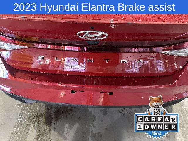 Thumbnail: 2023 Hyundai Elantra - 17