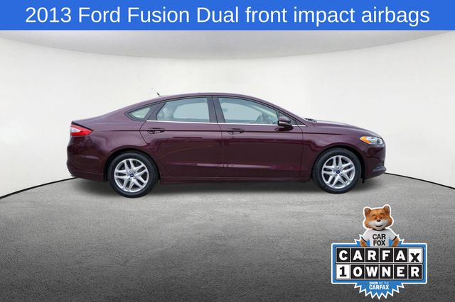 2013 Ford Fusion SE 17