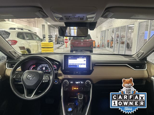 Thumbnail: 2019 Toyota RAV4 - 18