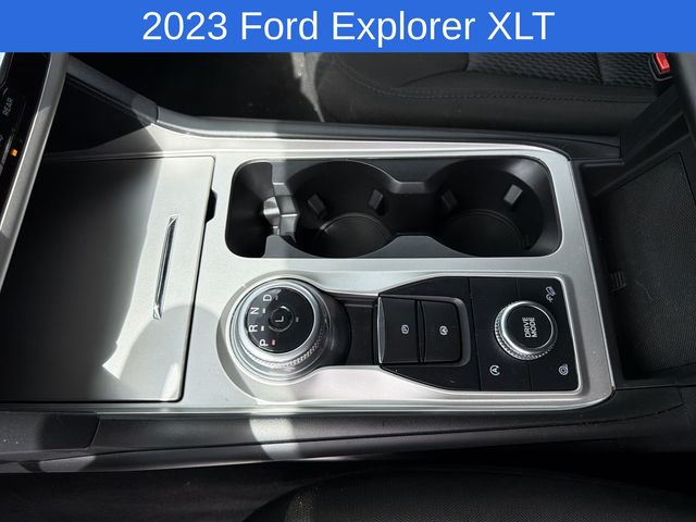 Thumbnail: 2023 Ford Explorer - 27
