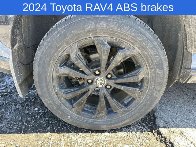 Thumbnail: 2024 Toyota RAV4 - 20