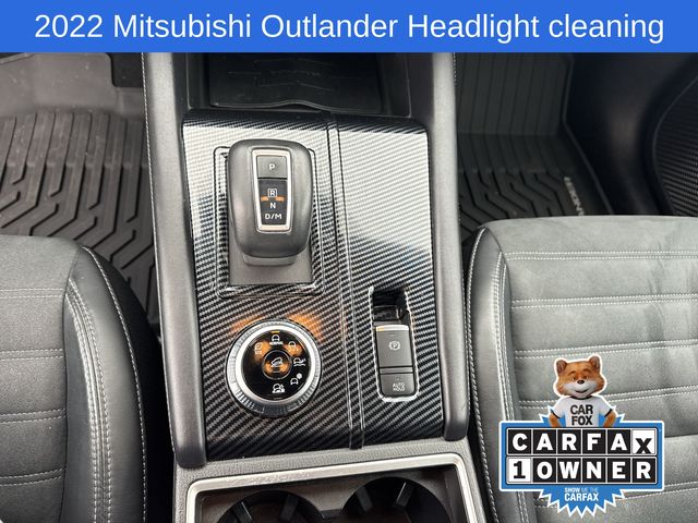 Thumbnail: 2022 Mitsubishi Outlander - 25