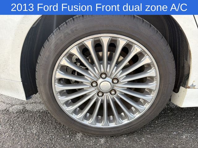 Thumbnail: 2013 Ford Fusion - 9