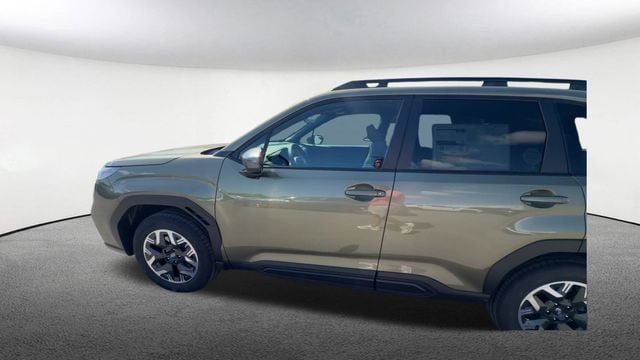 Thumbnail: 2026 Subaru Forester - 5