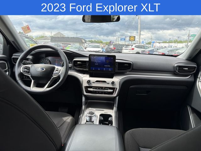 Thumbnail: 2023 Ford Explorer - 20